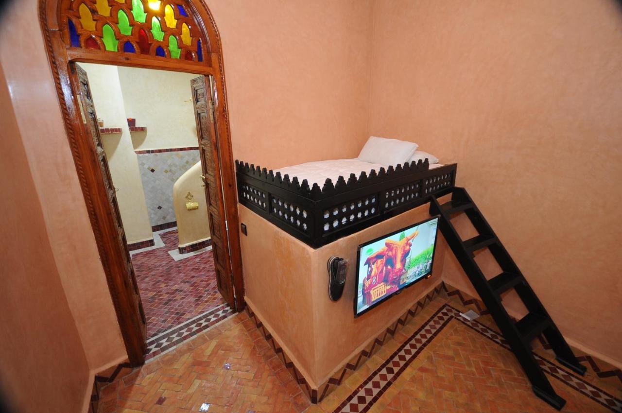 Riad Mama H&K Мекнес Экстерьер фото